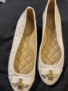 Michael Kors Beige Logo Quilted Ballet Flats with Gold Bow Accent